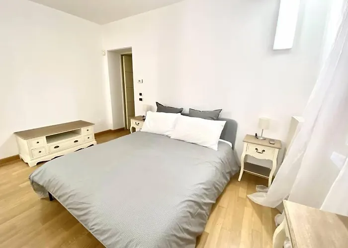 Apartament Boutique In Center: Duomo Scala *